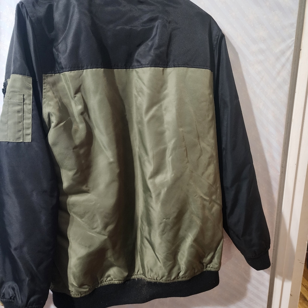 Spring Bomber Jacket With Insulation - image 3